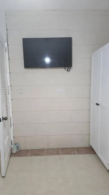 Welcome To Our 1 Bedroom Villa Bridgetown